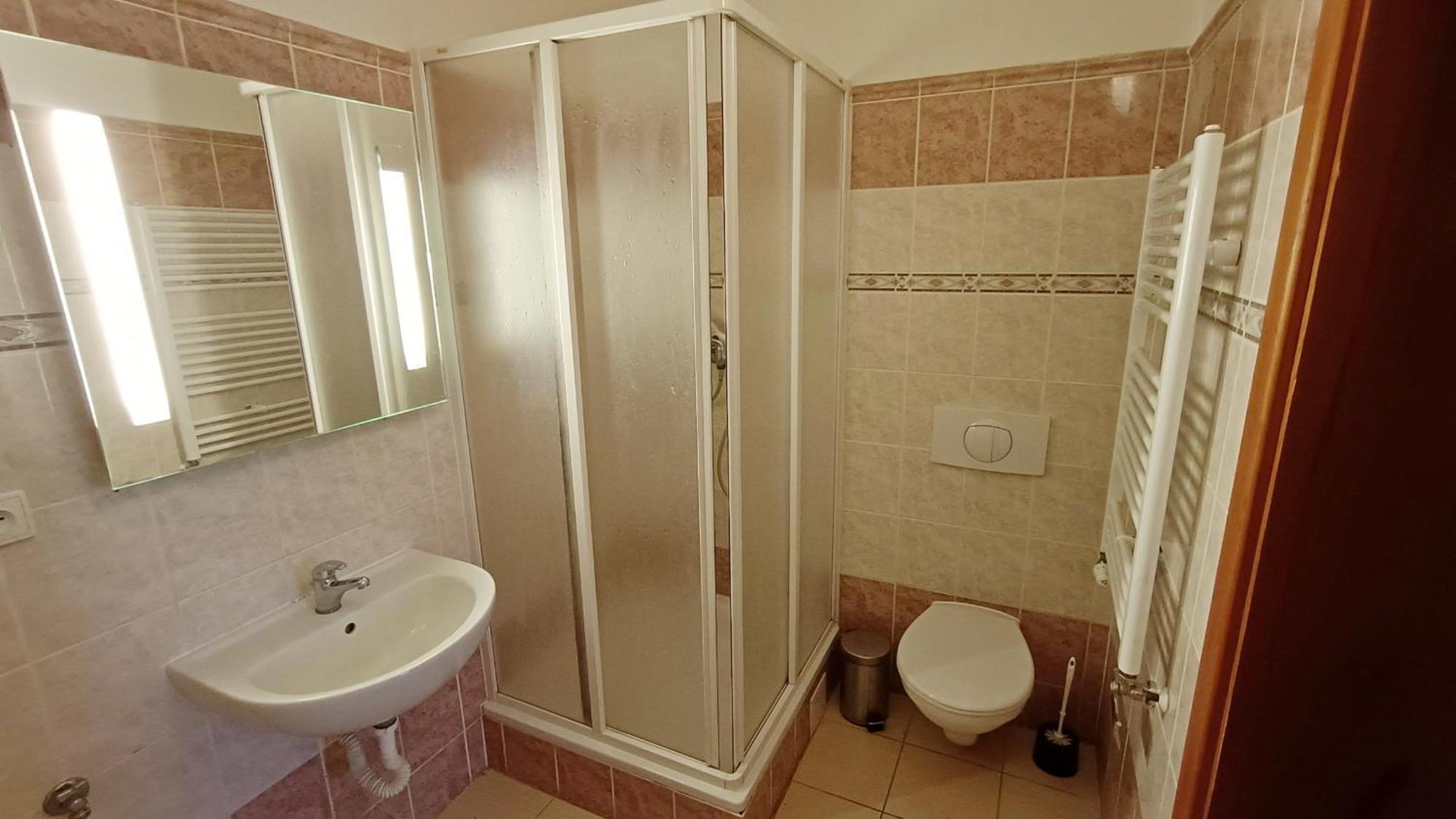 Apartments Gato Karlovy Vary Dalovice المظهر الخارجي الصورة