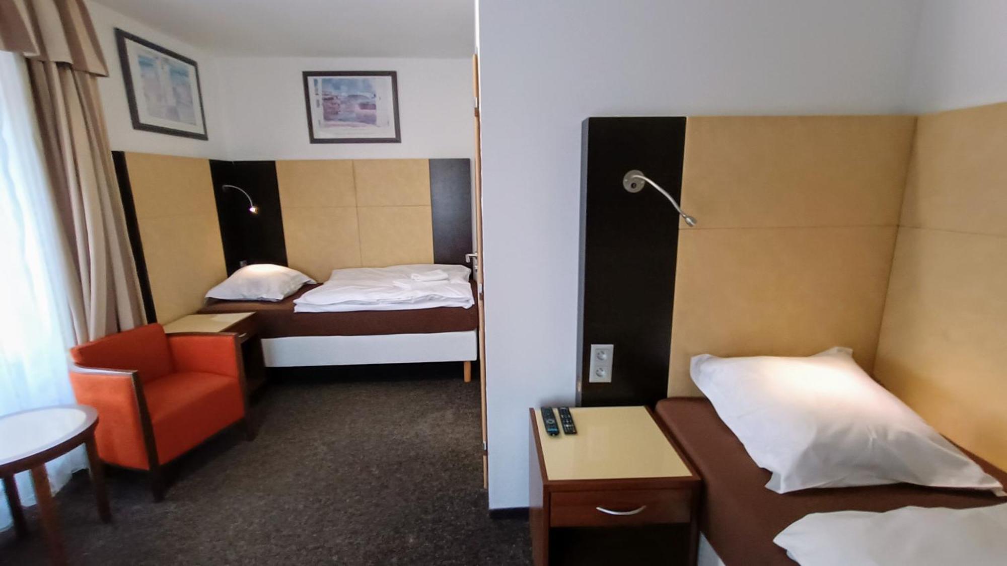 Apartments Gato Karlovy Vary Dalovice المظهر الخارجي الصورة